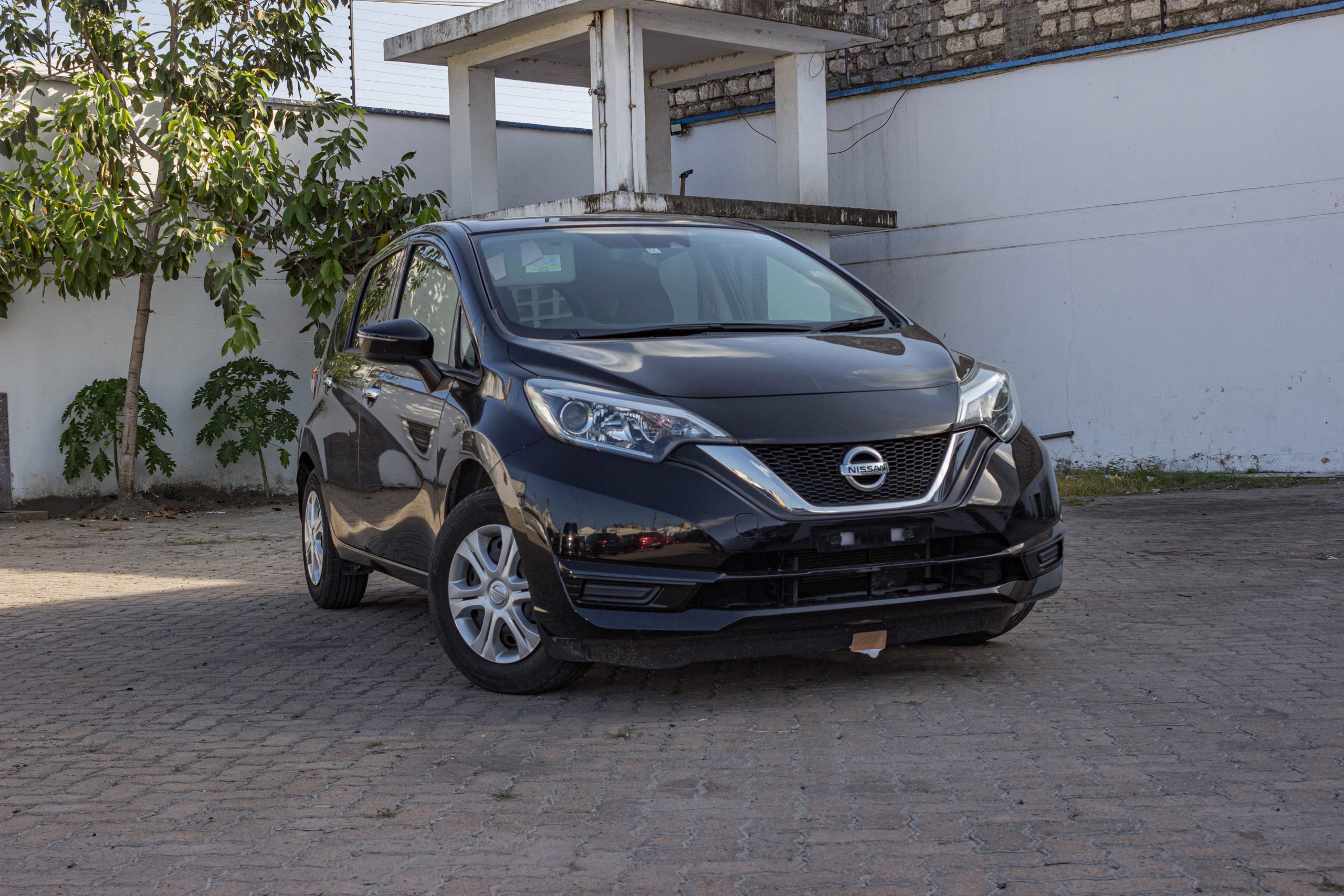 Nissan Note Black 2017 – Sammy Traders Ltd